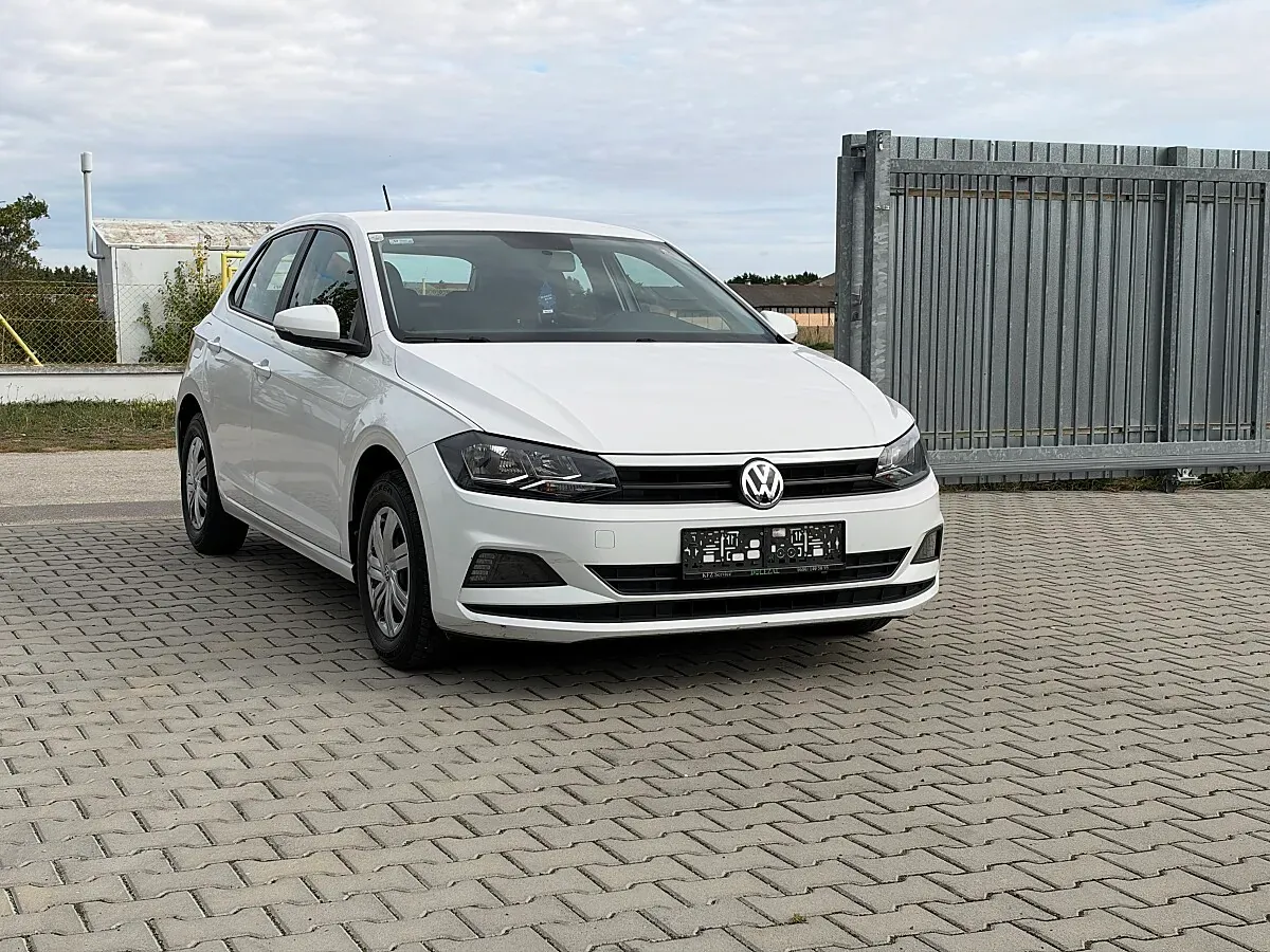 Volkswagen Polo 2017 photo 2