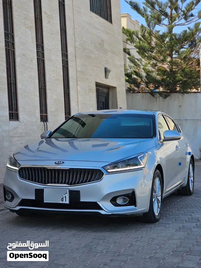 Kia Carens 2018 photo 2