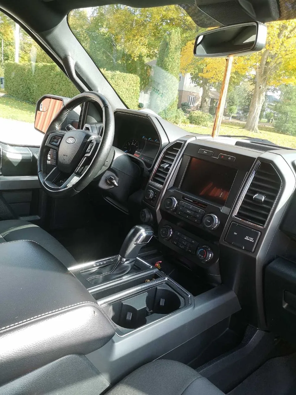Ford F-150 2019 photo 2