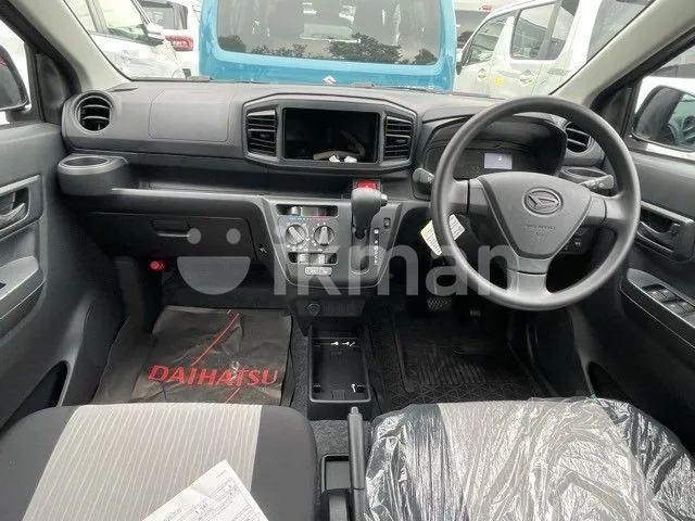 Daihatsu Mira 2025 photo 5