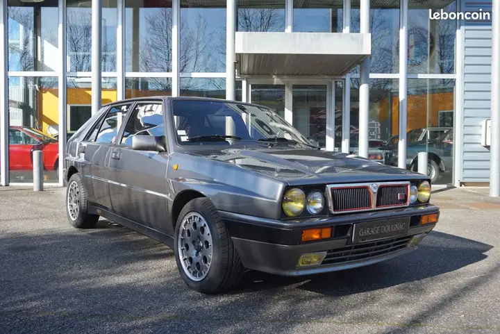 Lancia Delta 1992 photo 2
