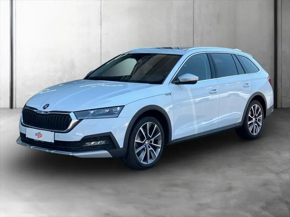 Skoda Octavia 2021 photo 2