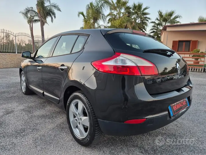 Renault Megane 2009 photo 4