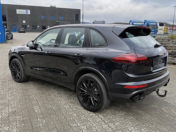 Porsche Cayenne 2016 photo 4