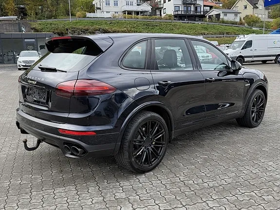 Porsche Cayenne 2016 photo 3