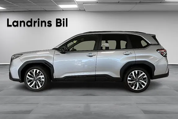 Subaru Forester 2025 photo 4