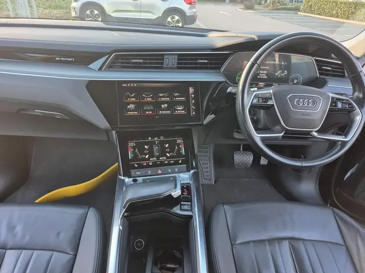 Audi E-Tron 2020 photo 5