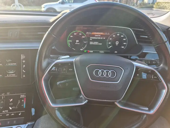 Audi E-Tron 2020 photo 3