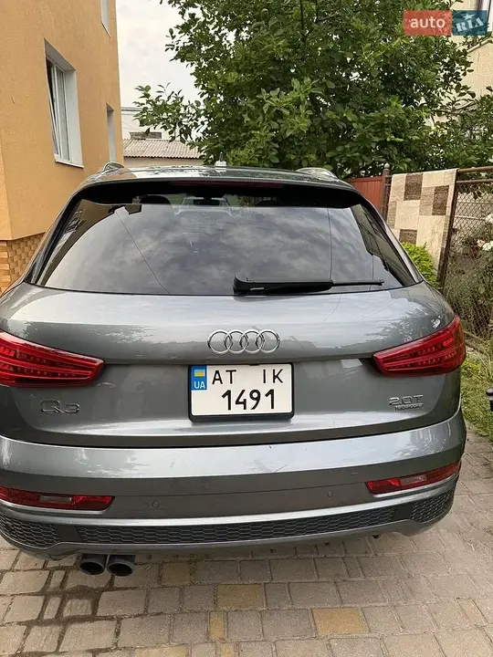 Audi Q3 2016 photo 2