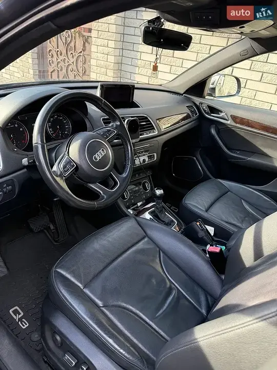 Audi Q3 2016 photo 5