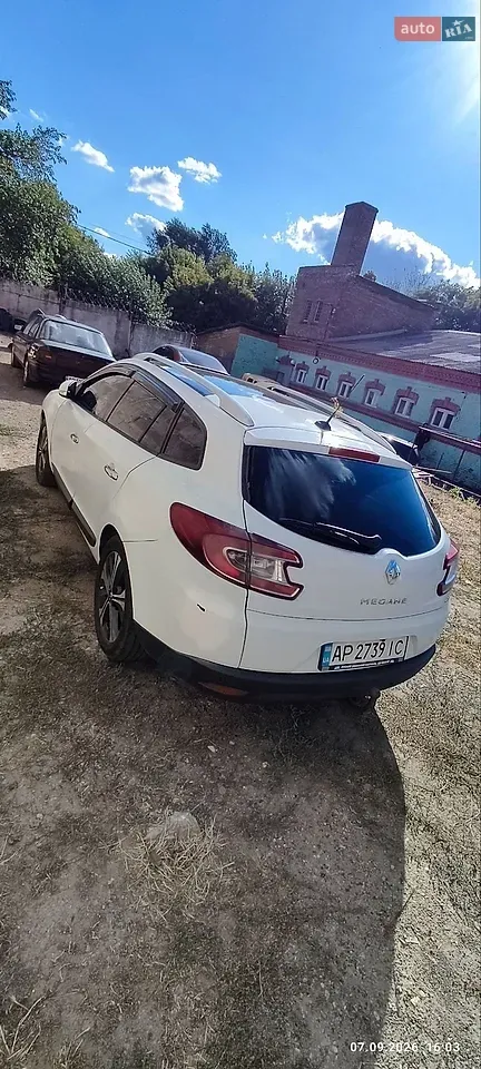 Renault Megane 2011 photo 5