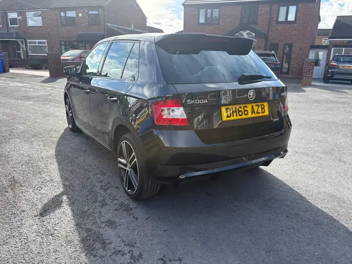 Skoda Fabia 2017 photo 4