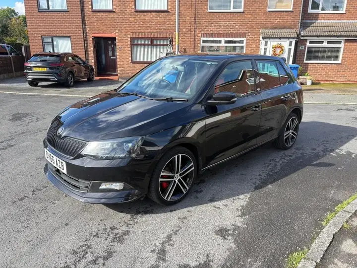 Skoda Fabia 2017 photo 3