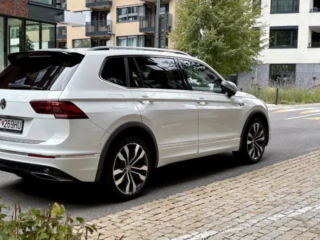 Volkswagen Tiguan 2018 photo 4