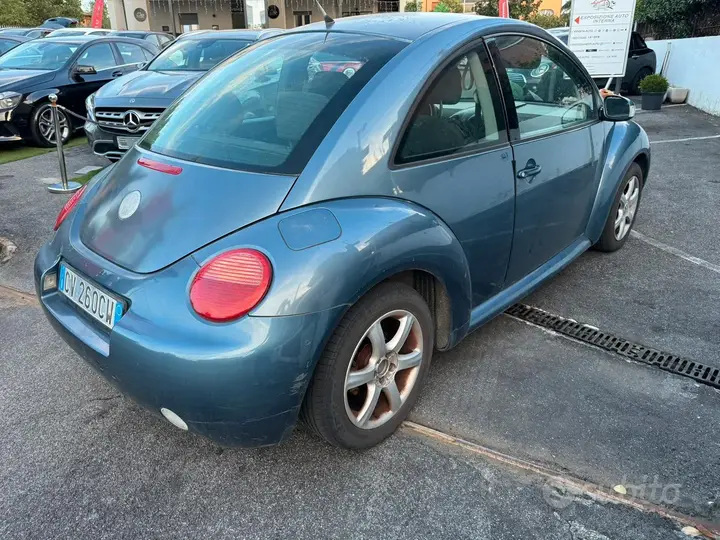 Volkswagen Beetle 2005 photo 3