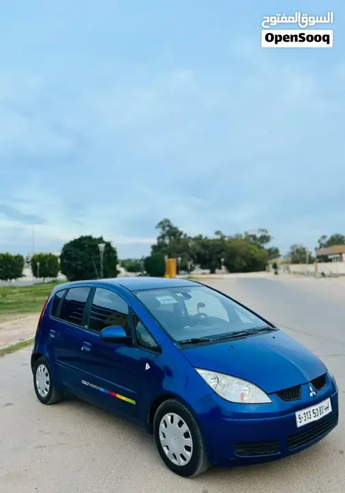 Mitsubishi Colt 2001 photo 5