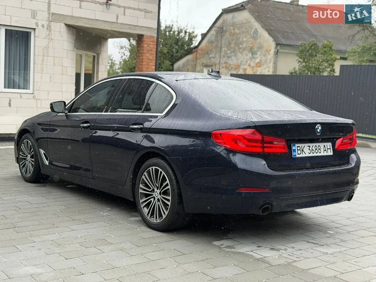 BMW 5 Series 2018 photo 5