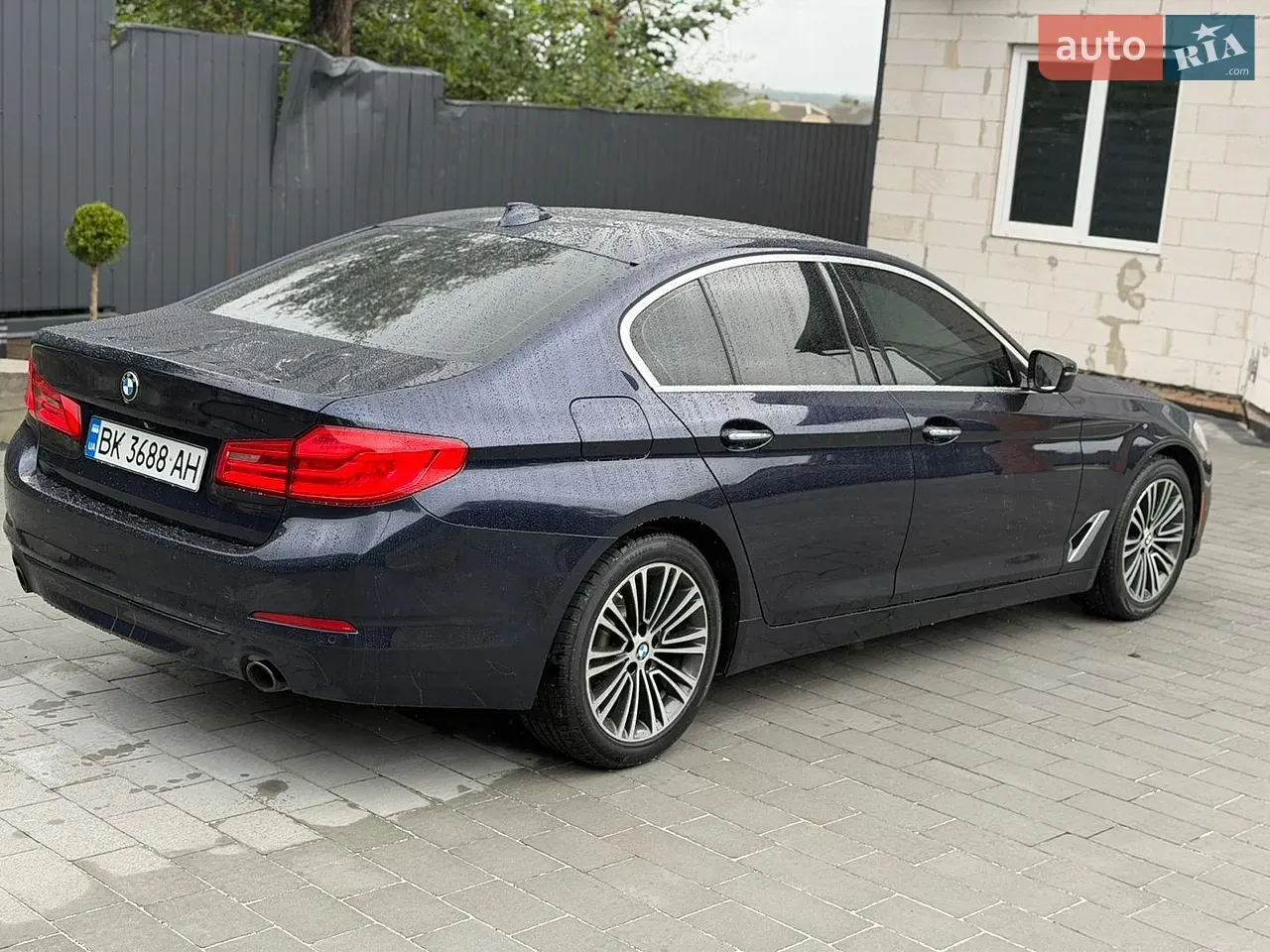 BMW 5 Series 2018 photo 3