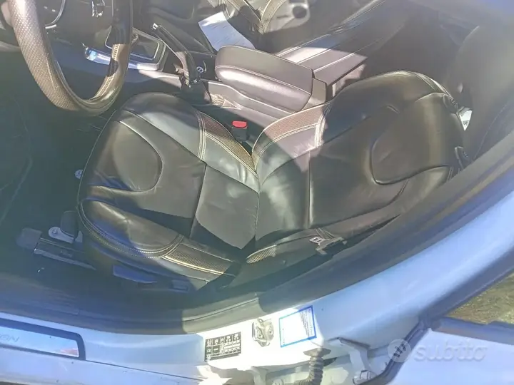 Volvo V40 2016 photo 5