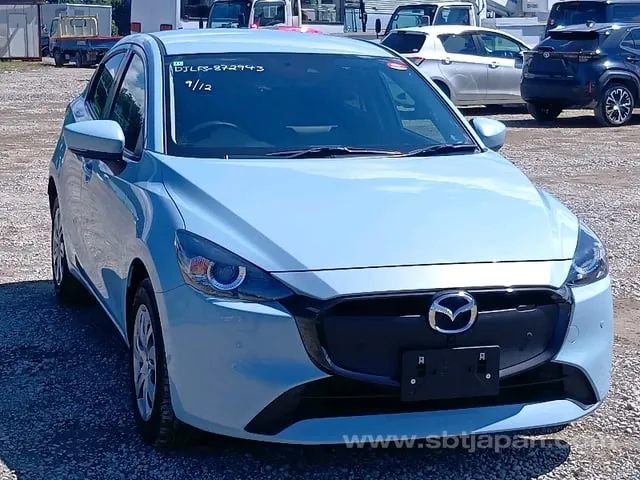 Mazda Mazda2