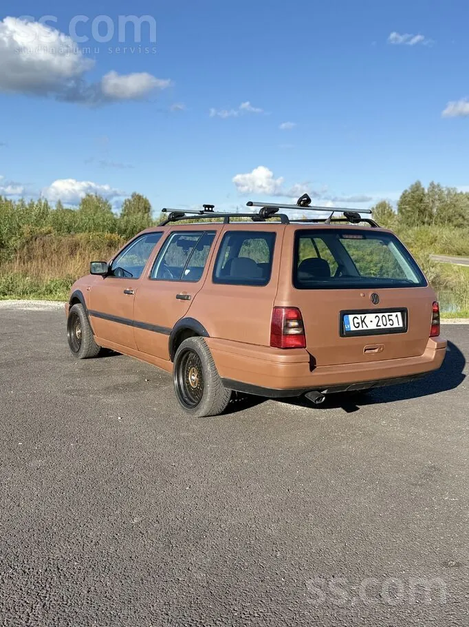 Volkswagen Golf 1996 photo 2