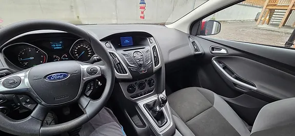 Ford Focus 2011 photo 5