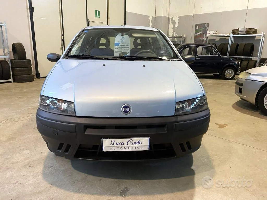 Fiat Punto 2001 photo 2