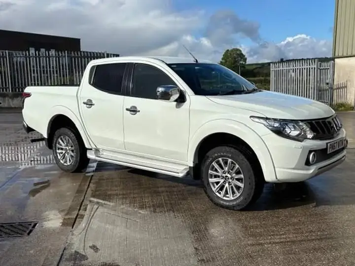 Mitsubishi L200