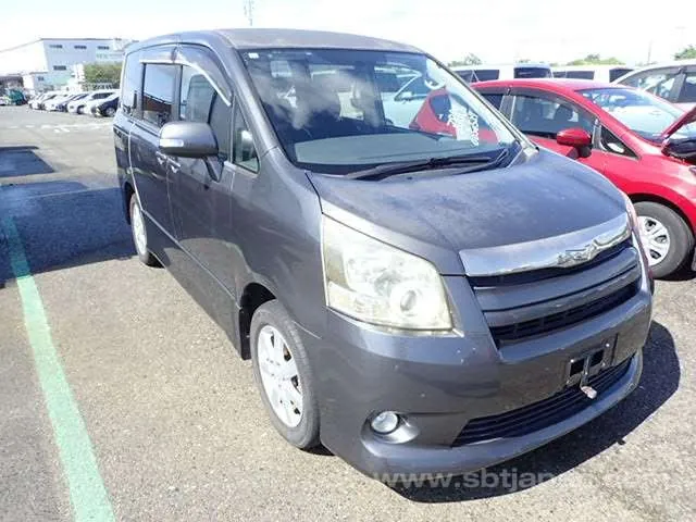 Toyota Noah S