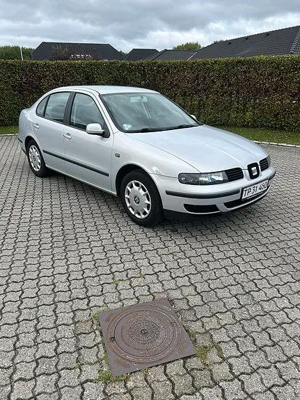 Seat Toledo 1999 photo 2