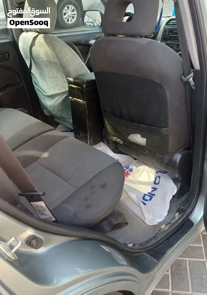 Toyota Rav 4 2004 photo 4