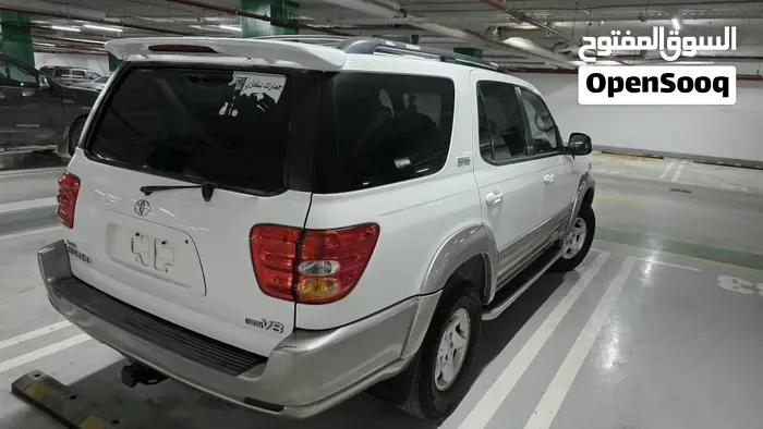 Toyota Sequoia 2002 photo 4