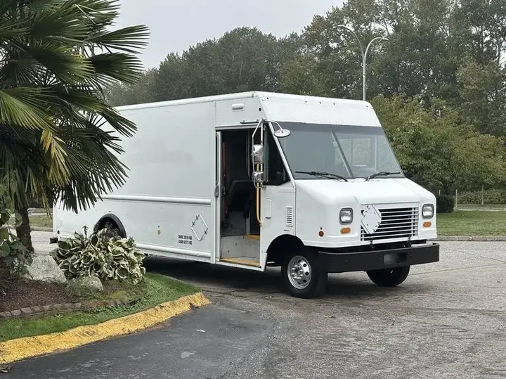 Ford E-450 Super Duty