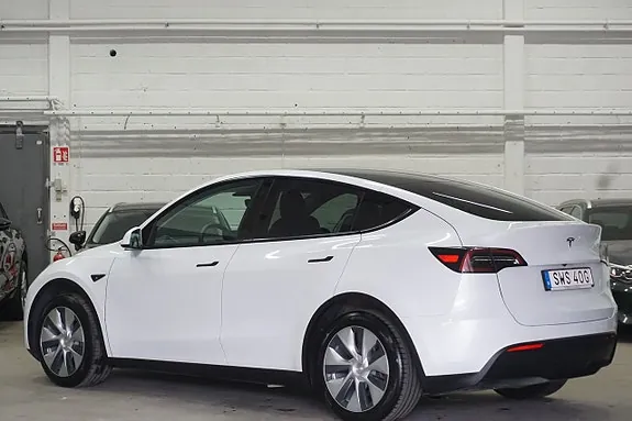 Tesla Model Y 2023 photo 4