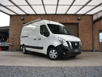 Nissan Interstar photo 3