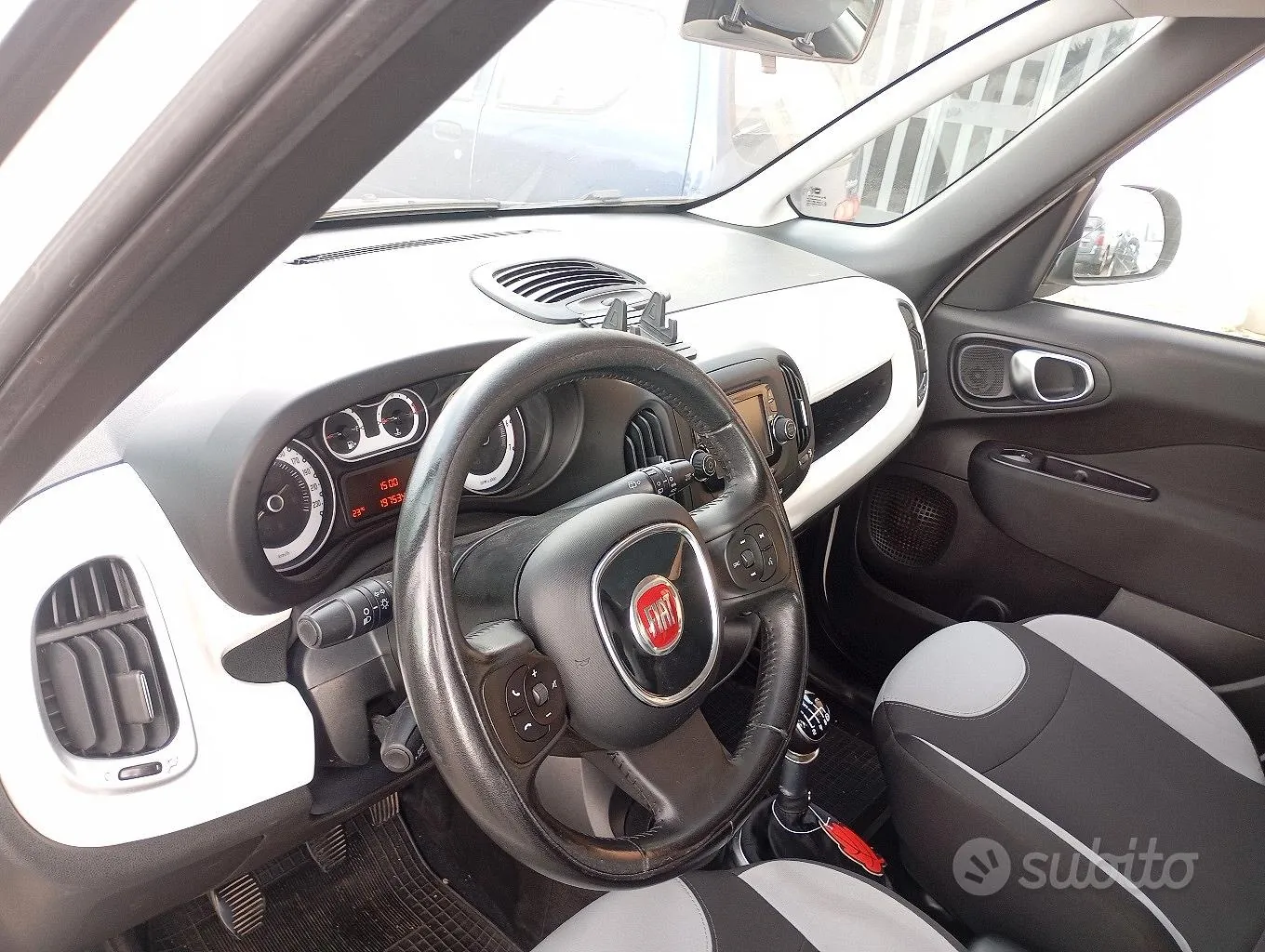 Fiat 500L 2016 photo 5