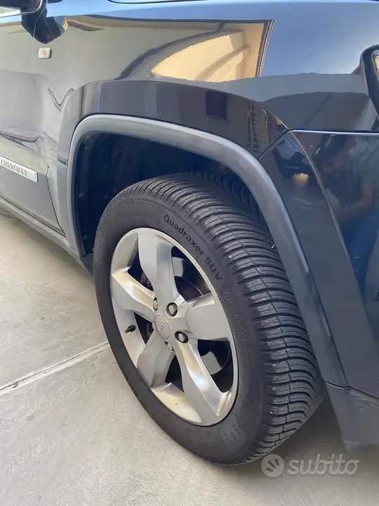 Jeep Grand Cherokee 2012 photo 3