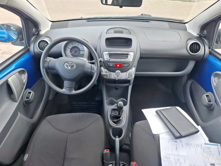 Toyota Aygo 2012 photo 3