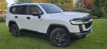 Toyota Land Cruiser 2024 photo 2