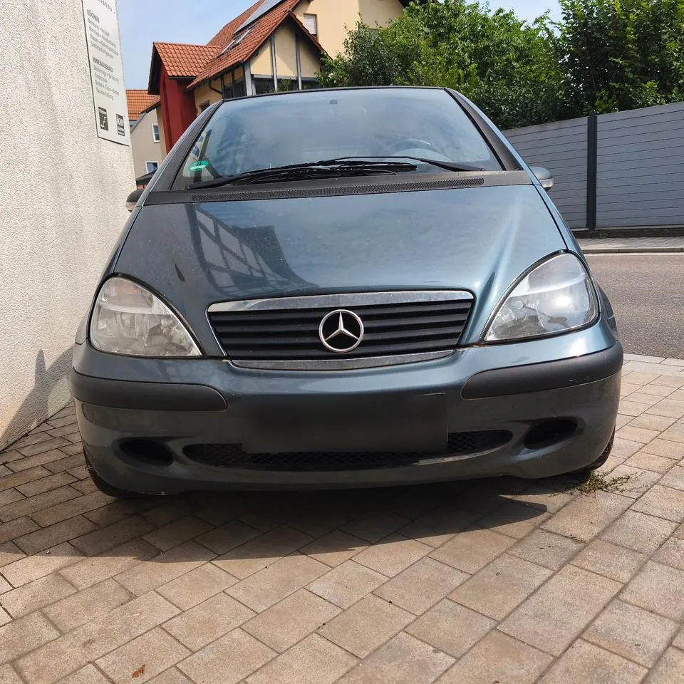Mercedes-Benz A160
