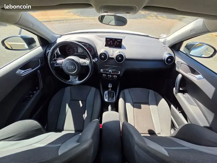 Audi A1 2015 photo 3