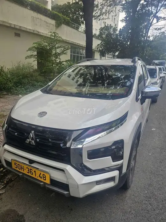 Mitsubishi Xpander Cross