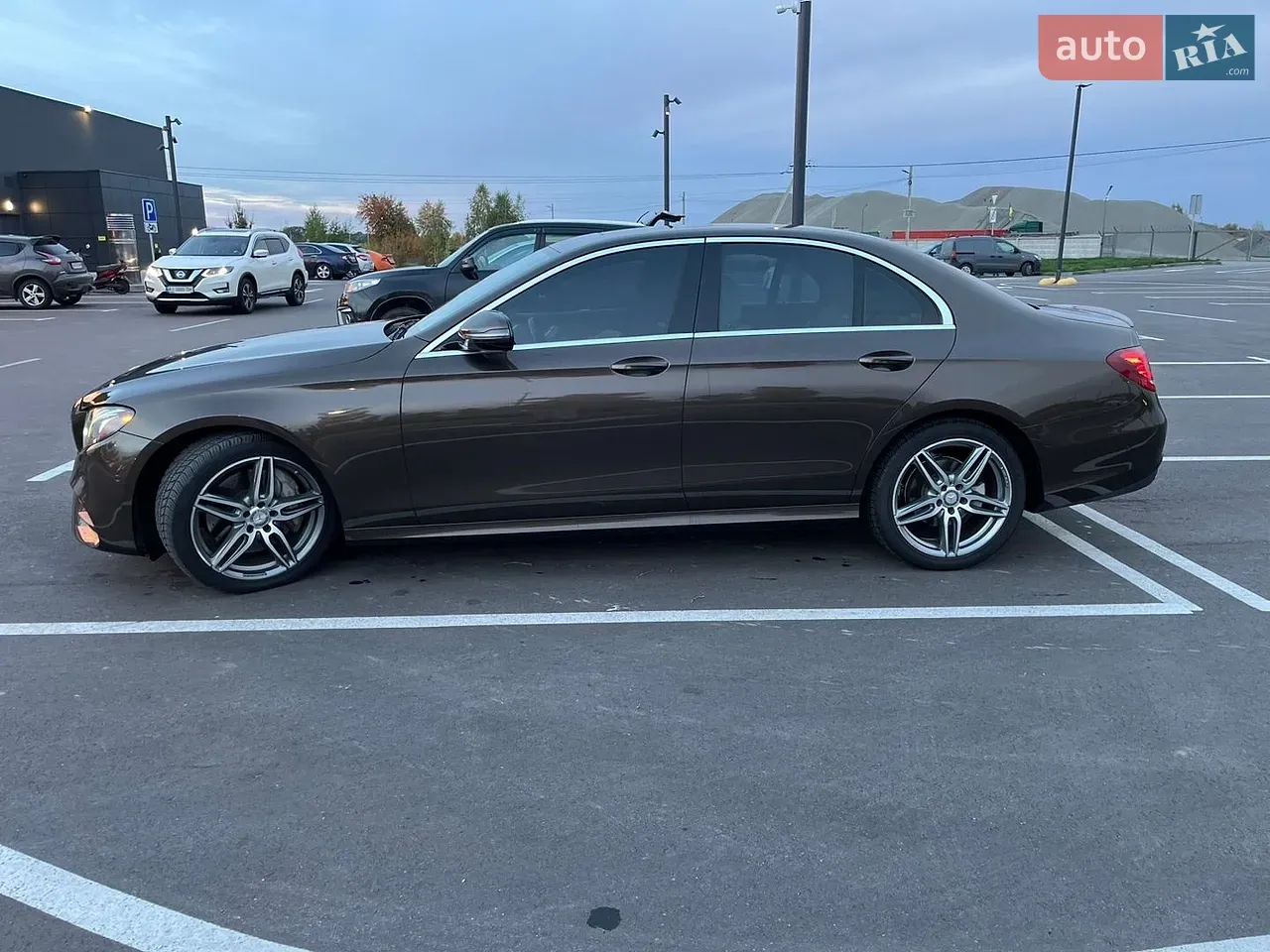 Mercedes-Benz E-Class 2016 photo 2