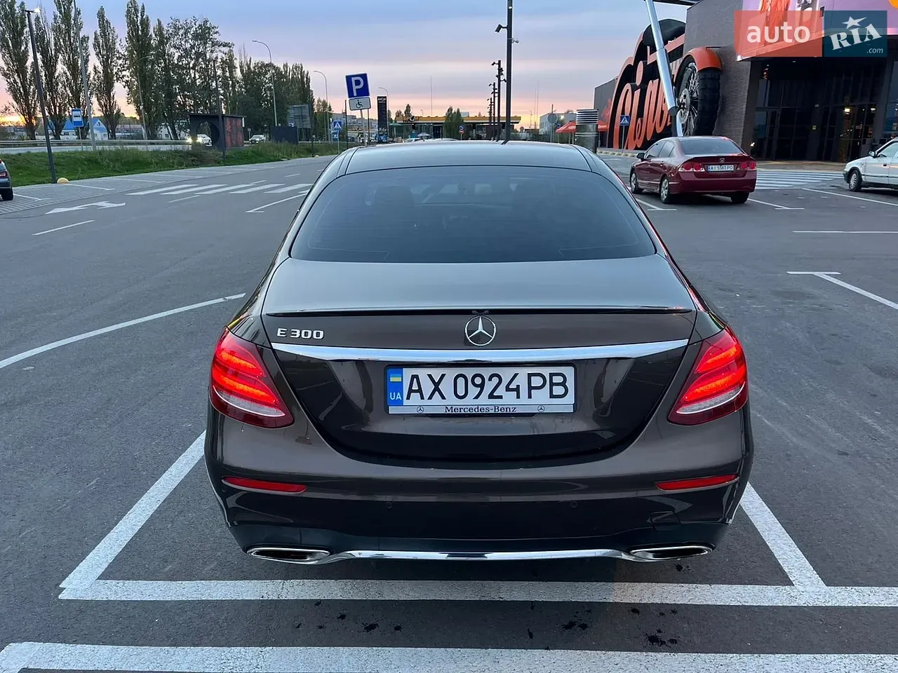 Mercedes-Benz E-Class 2016 photo 4