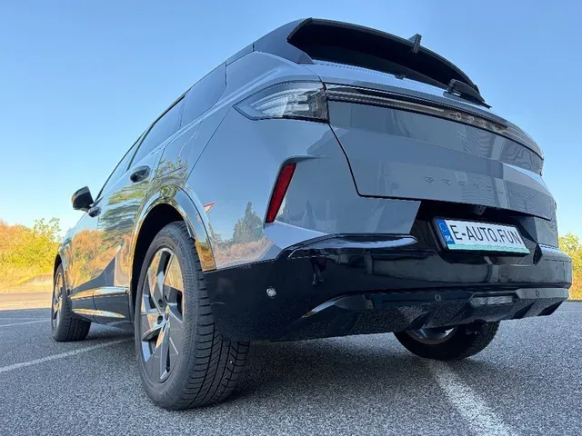 Opel Grandland 2025 photo 3