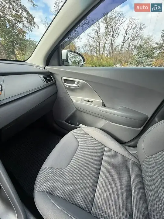 Kia Niro 2018 photo 4