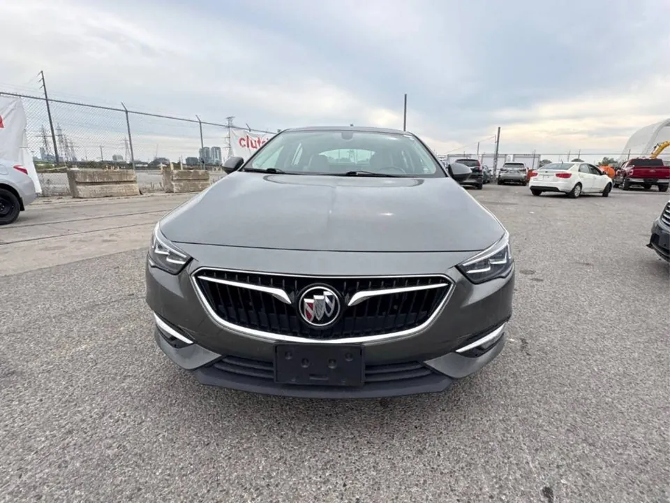 Buick Regal 2018 photo 2
