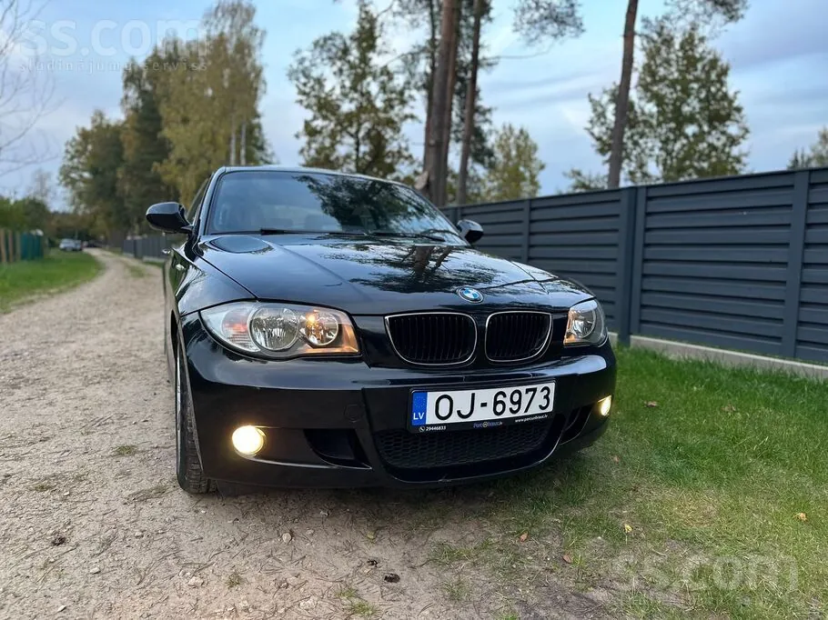 BMW 1 Series 2010 photo 3