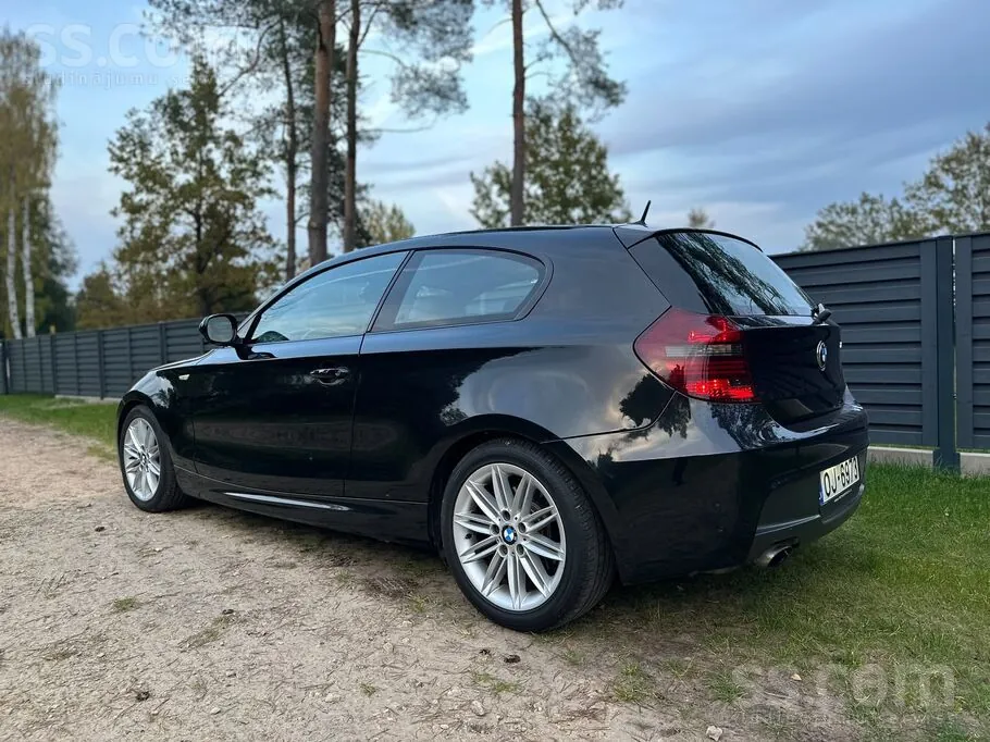 BMW 1 Series 2010 photo 5