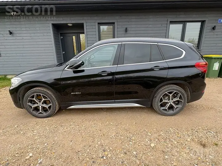 BMW X1 2016 photo 3
